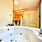 Mamma Mia B Luxus-villen By Interhome בית נופש