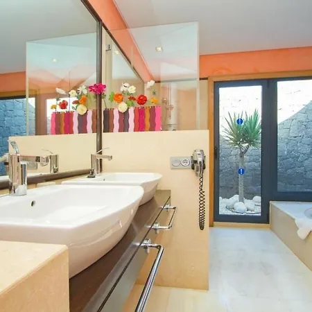 Mamma Mia B Luxus-villen By Interhome * Playa Blanca (Lanzarote)