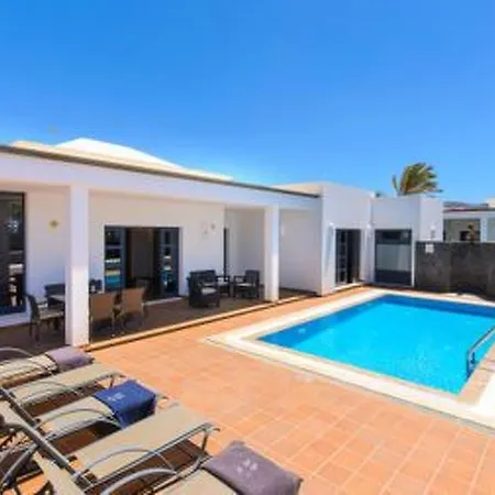 Mamma Mia B Luxus-villen By Interhome