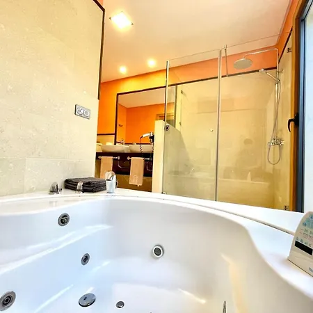 Mamma Mia B Luxus-villen By Interhome Ferienhaus