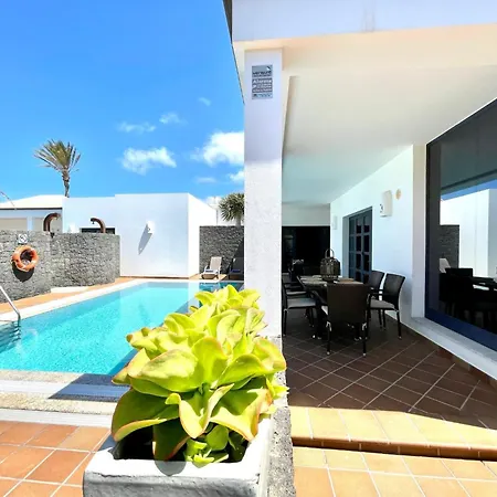 Mamma Mia B Luxus-villen By Interhome Playa Blanca (Lanzarote)